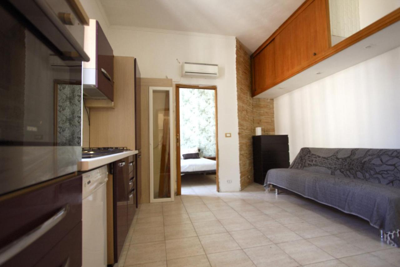 Apartamento San Giovanni Holiday House Roma Exterior foto